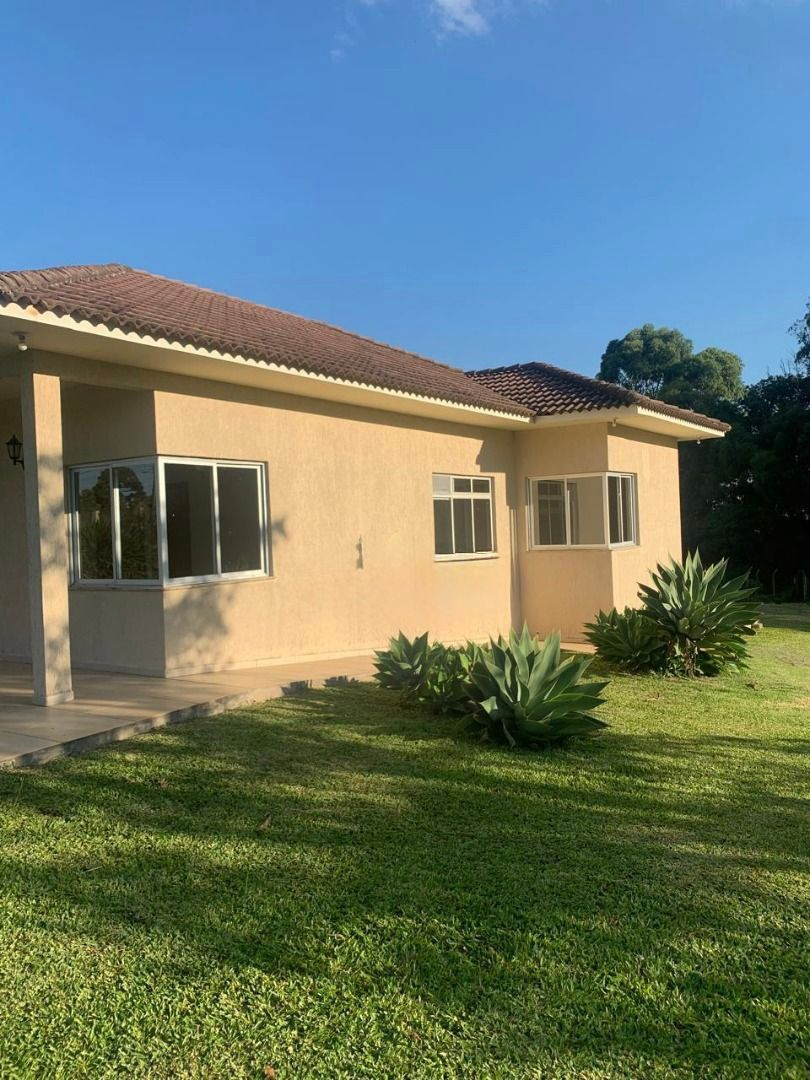 Casa para venda no Centro em Carambei com 1.750m² por R$ 1.200.000,00