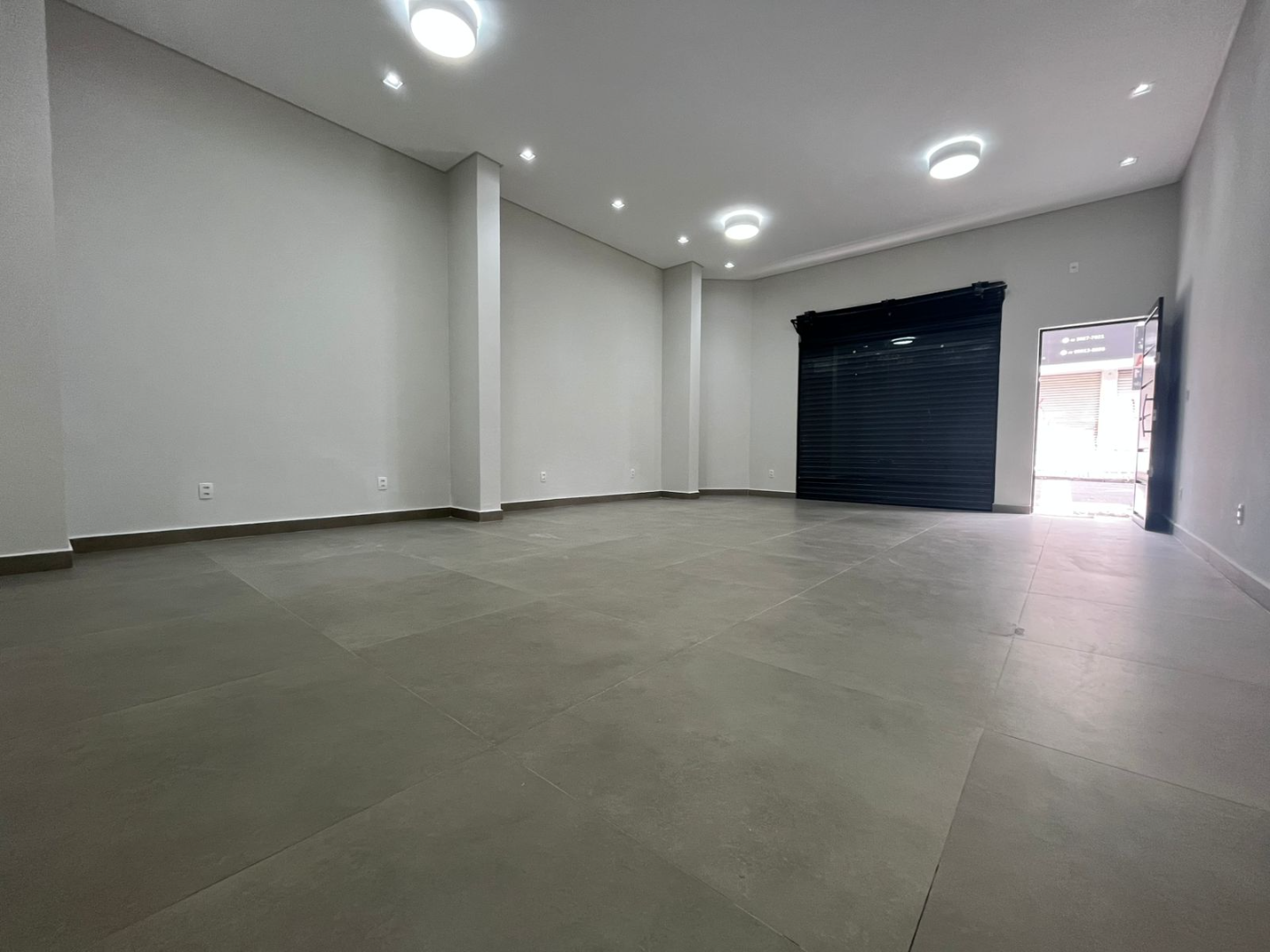 Cjto Comercial/sala para locacao no Centro em Ponta Grossa com 60m² por R$ 3.800,00