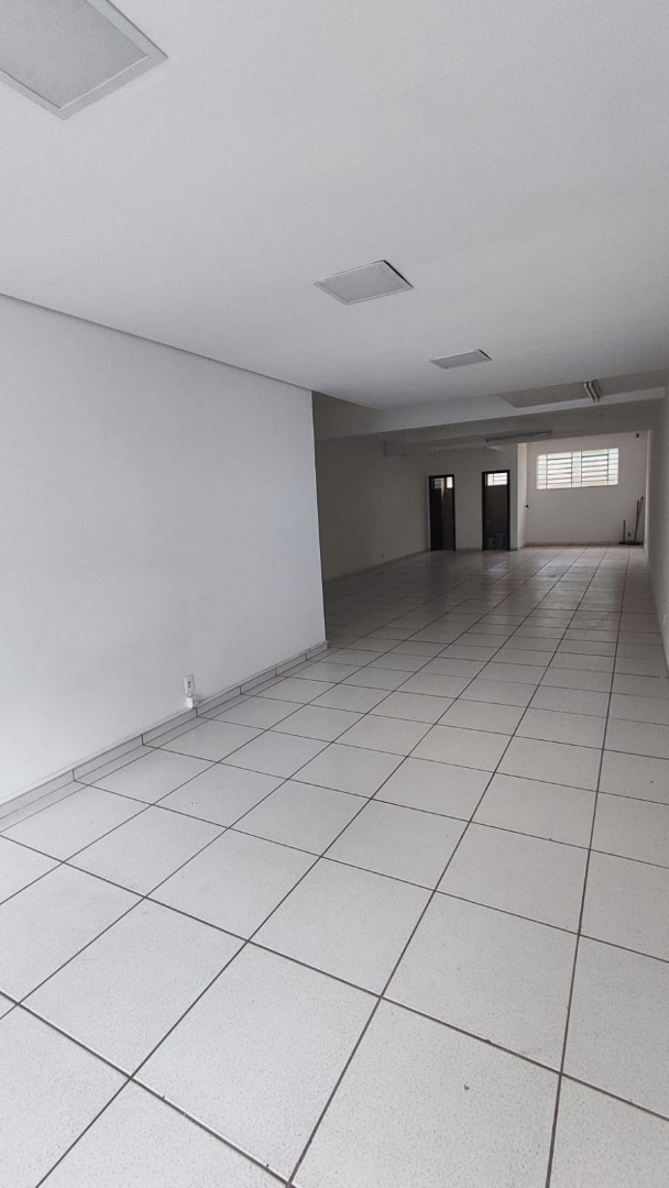 Cjto Comercial/sala para locacao no Centro em Ponta Grossa com 88,4m² por R$ 3.200,00