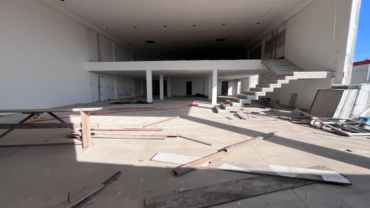 Barracão/galpão para vendalocacaovenda e locacao no Jardim Carvalho em Ponta Grossa com 990m² por R$ 3.500.000,0015.000,00