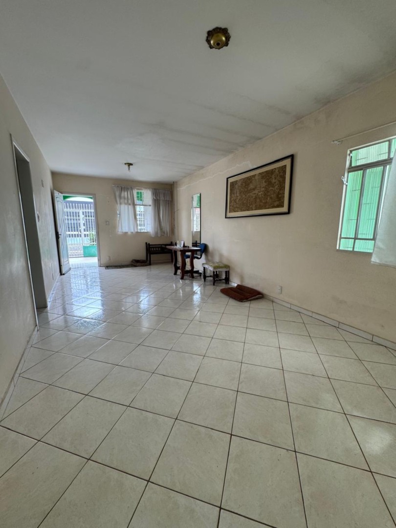 Casa para venda no Orfas em Ponta Grossa com 445,5m² por R$ 950.000,00