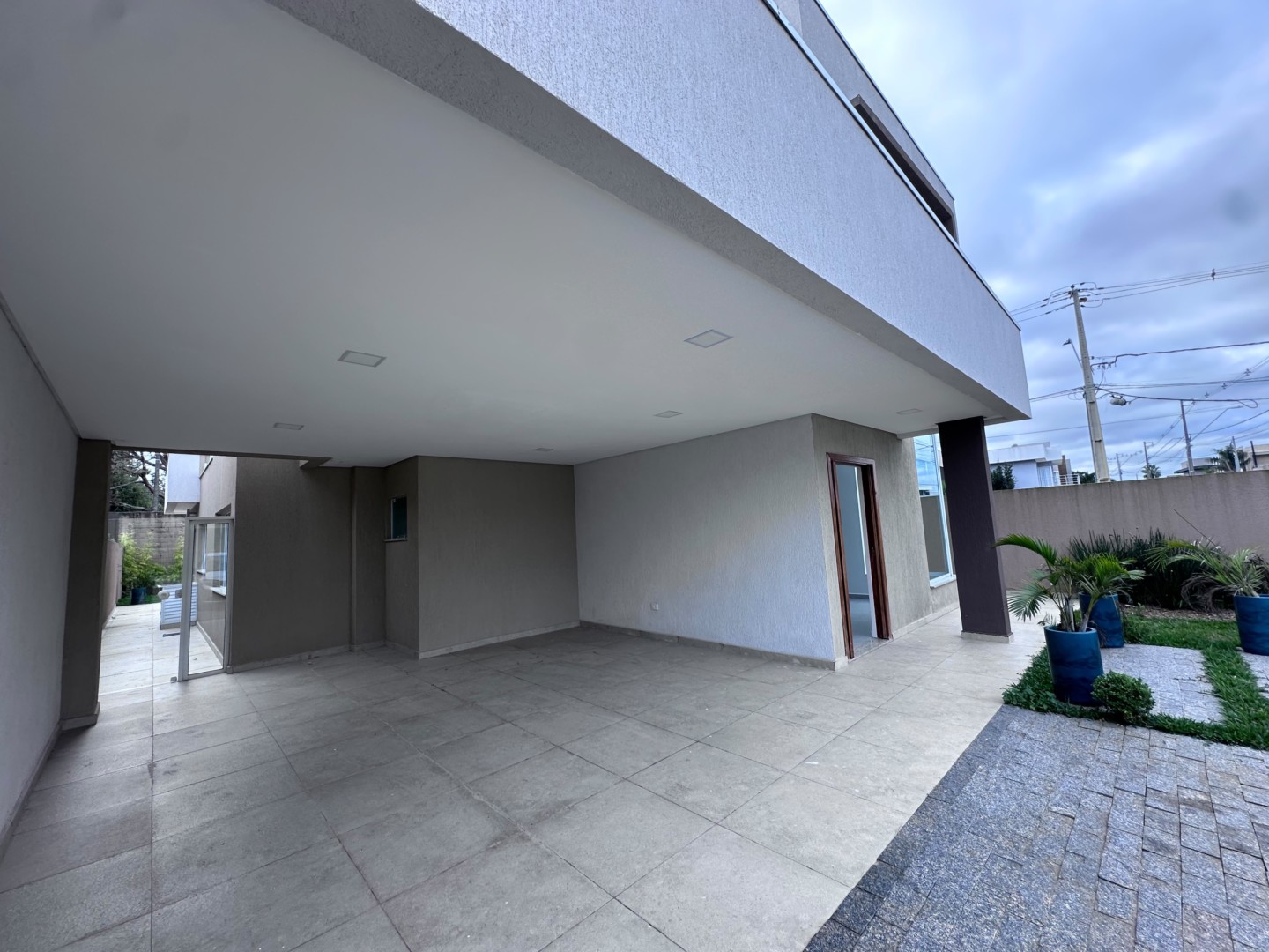 Sobrado para locacao no Jardim Carvalho em Ponta Grossa com 0m² por R$ 7.000,00