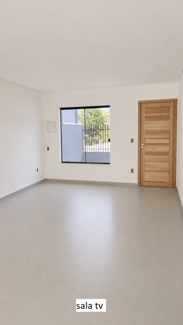 Casa Residencial para venda no Uvaranas em Ponta Grossa com 136m² por R$ 530.000,00