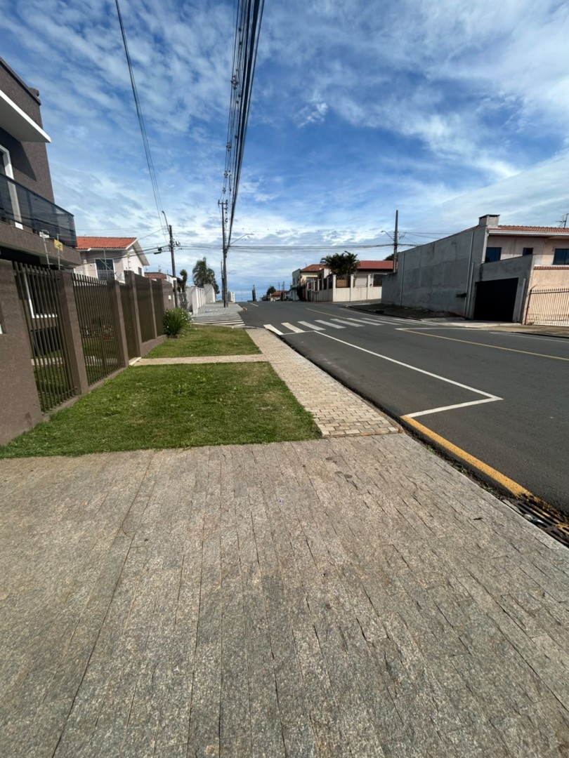 Sobrado para locacao no Jardim Carvalho em Ponta Grossa com 138m² por R$ 3.000,00