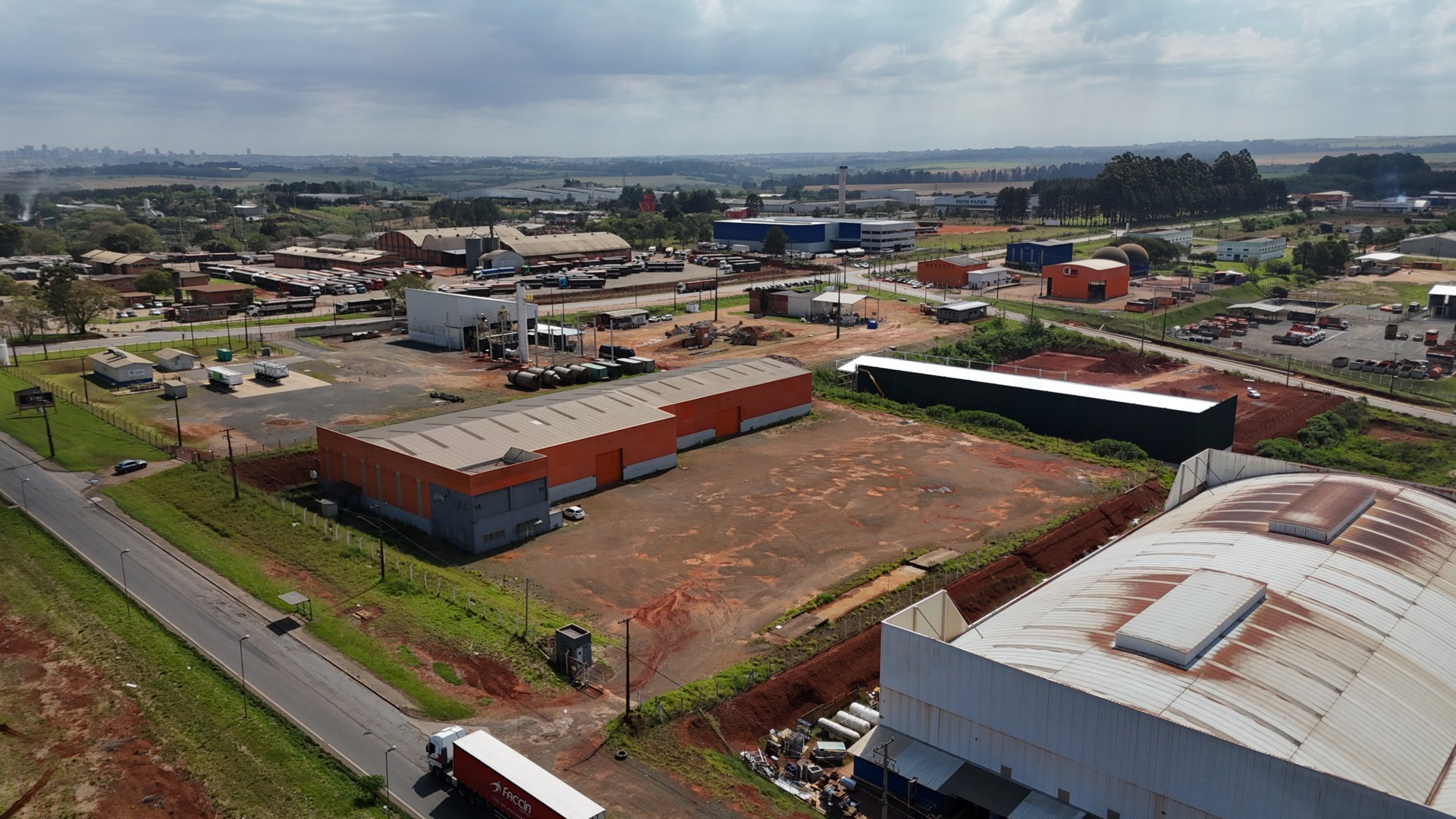Barracão/galpão para locacao no Cara-cara em Ponta Grossa com 10.000m² por R$ 49.000,00
