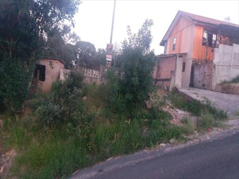 Terreno para venda no Uvaranas em Ponta Grossa com 784m² por R$ 180.000,00