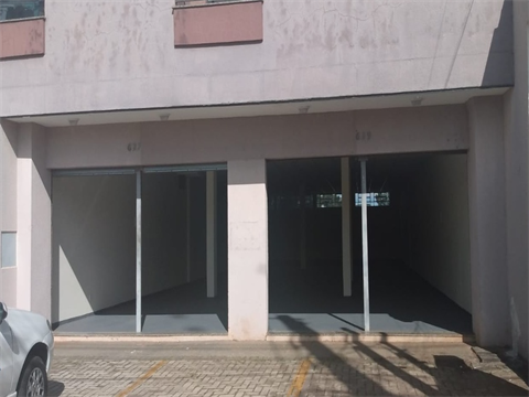 Cjto Comercial/sala para locacao no Jardim Carvalho em Ponta Grossa com 220m² por R$ 3.500,00