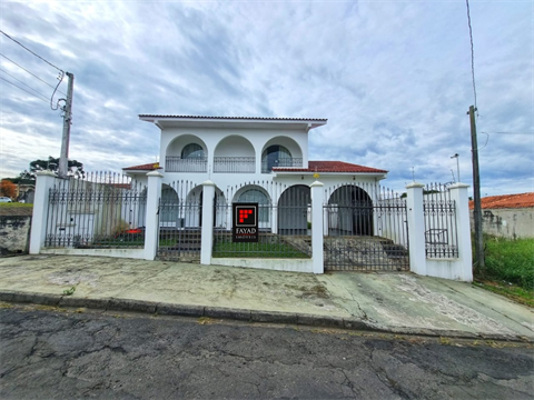 Sobrado para venda no Jardim Carvalho em Ponta Grossa com 630m² por R$ 1.290.000,00