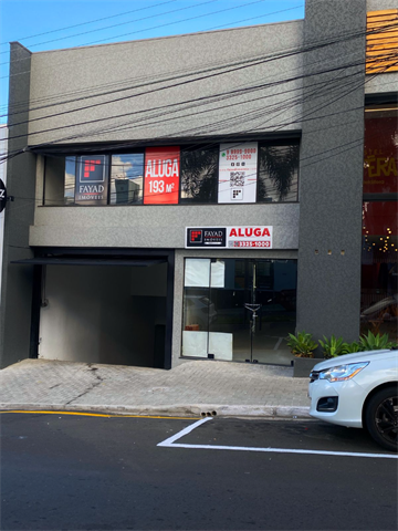 Cjto Comercial/sala para locacao no Centro em Ponta Grossa com 192,4m² por R$ 8.000,00