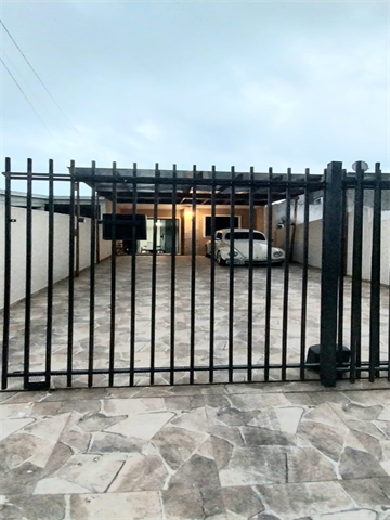 Casa para venda no Contorno em Ponta Grossa com 180m² por R$ 480.000,00