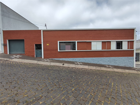 Casa para venda no Centro em Ponta Grossa com 228,1m² por R$ 550.000,00