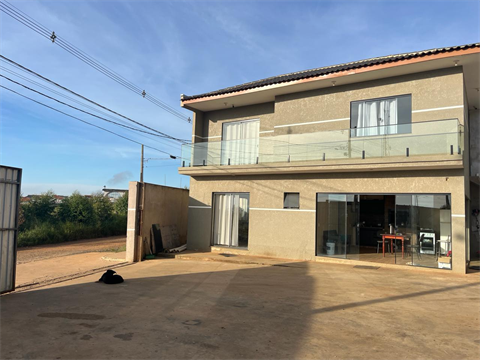 Barracão/galpão para venda no Chapada em Ponta Grossa com 1.209m² por R$ 1.800.000,00