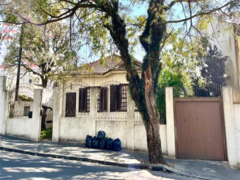 Casa para venda no Centro em Ponta Grossa com 420m² por R$ 1.100.000,00