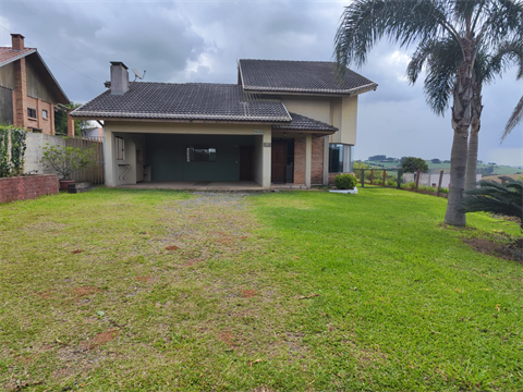 Casa para venda no Centro em Carambei com 1.200m² por R$ 990.000,00