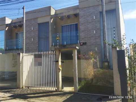 Sobrado para venda no Nova Russia em Ponta Grossa com 110m² por R$ 415.000,00