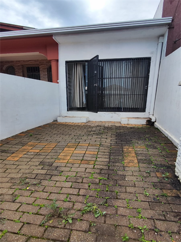 Cjto Comercial/sala para locacao no Uvaranas em Ponta Grossa com 30m² por R$ 1.200,00