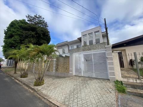 Casa Residencial para venda no Uvaranas em Ponta Grossa com 354m² por R$ 695.000,00