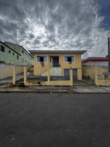 Casa Residencial para venda no Uvaranas em Ponta Grossa com 462m² por R$ 520.000,00