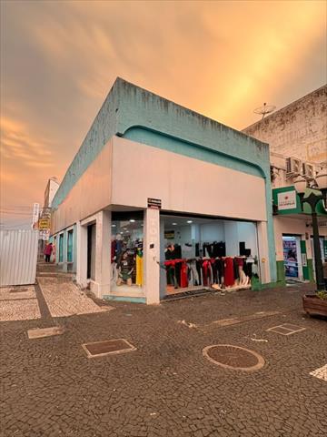 Sala Comercial para locacao no Centro em Ponta Grossa com 90m² por R$ 17.900,00