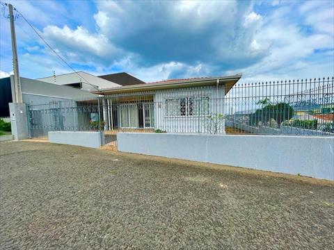 Casa para venda no Jardim Carvalho em Ponta Grossa com 570m² por R$ 1.290.000,00