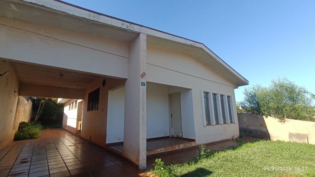 Casa Residencial para locacao no Jardim Eliane em Apucarana com 0m² por R$ 2.200,00