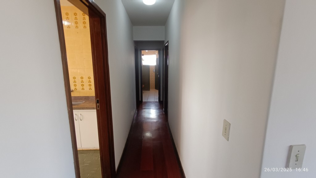 Apartamento para locacao no Centro em Apucarana com 0m² por R$ 1.300,00