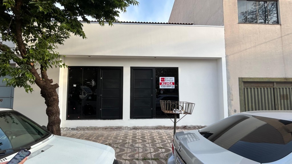 Sala Comercial para locacao no Centro em Apucarana com 0m² por R$ 6.500,00