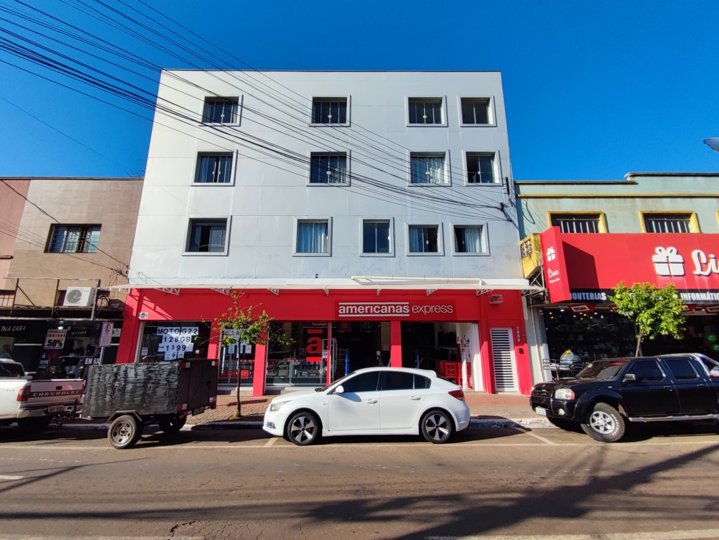 Apartamento para locacao no Centro em Apucarana com 70m² por R$ 990,00