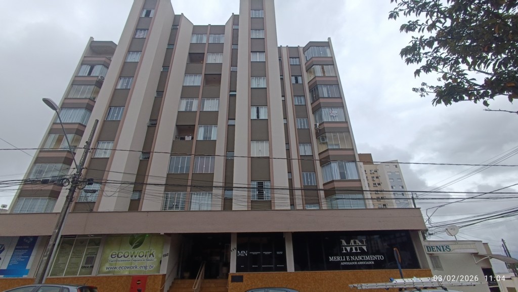 Apartamento para locacao no Centro em Apucarana com 0m² por R$ 1.300,00