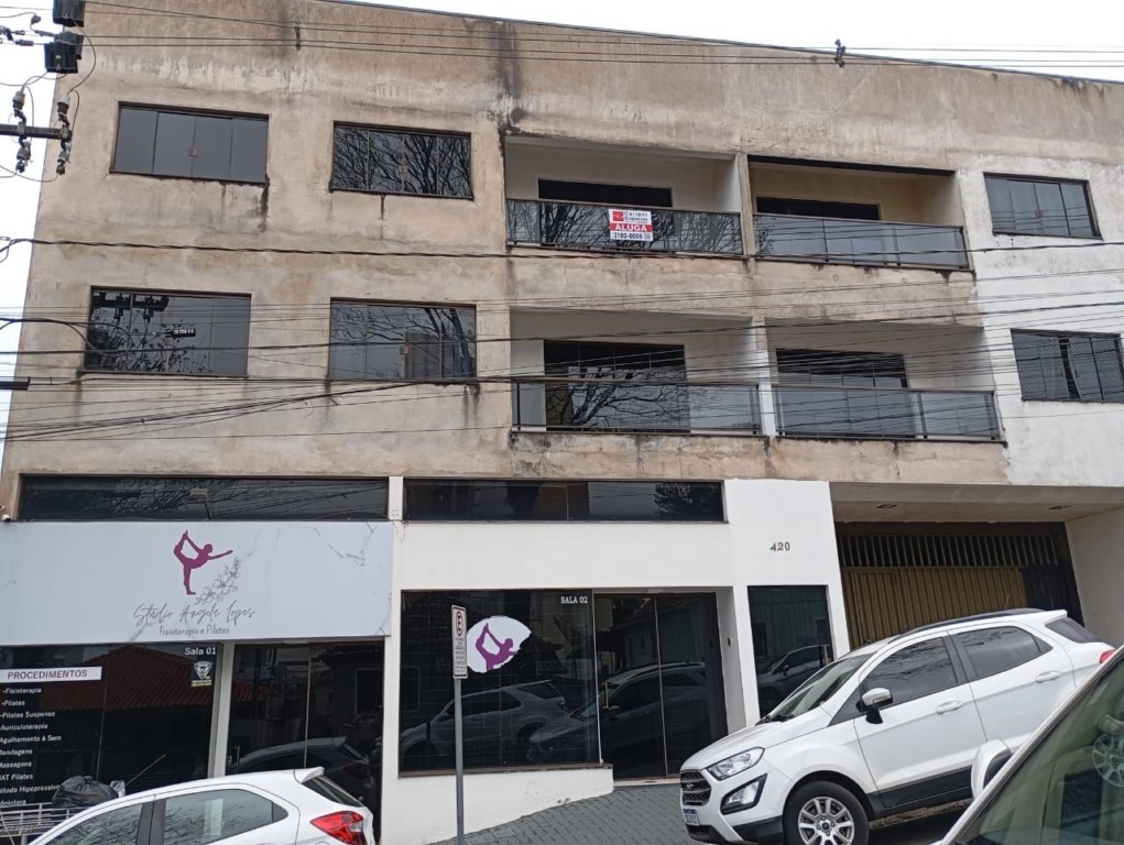Apartamento para locacao no Centro em Apucarana com 0m² por R$ 1.800,00