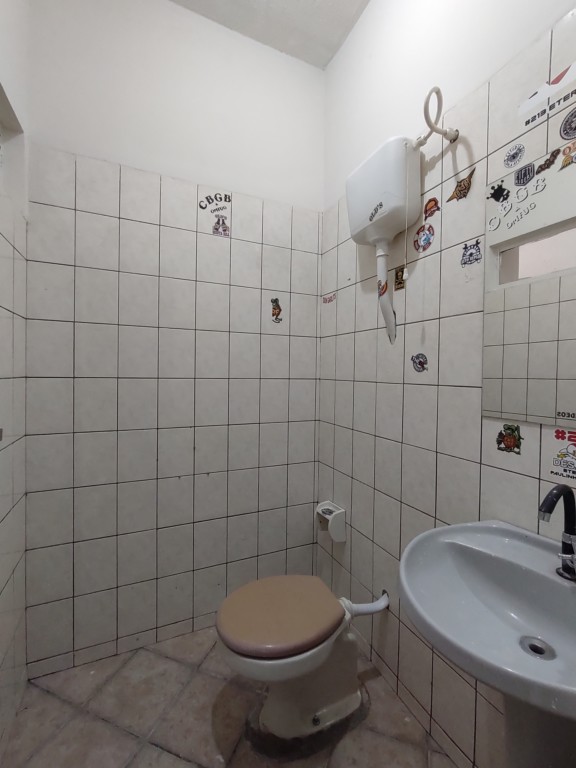 Sala Comercial para locacao no Centro em Apucarana com 0m² por R$ 1.650,00