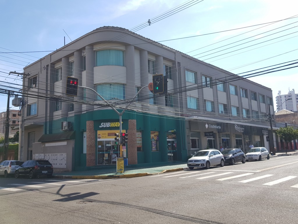 Kitnet para locacao no Barra Funda em Apucarana com 1.829,8m² por R$ 450,00