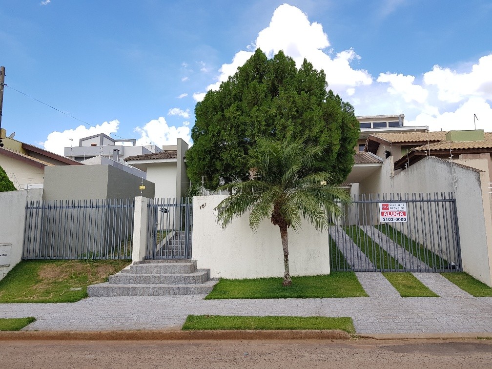 Casa Residencial para locacao no Loteamento Residencial Cazarin em Apucarana com 0m² por R$ 0,00