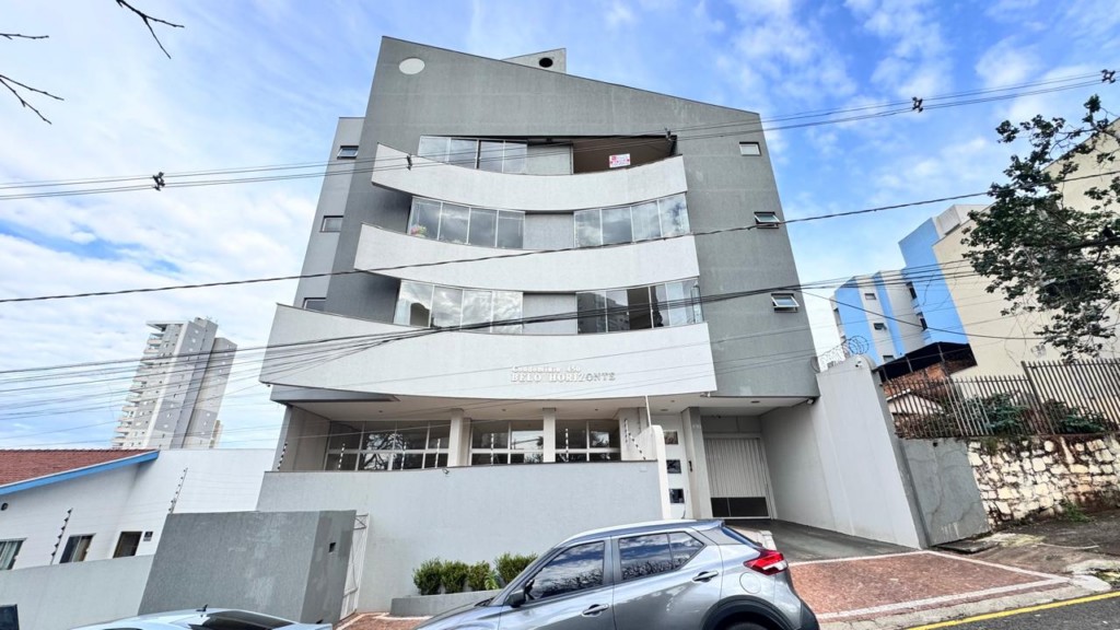 Apartamento para locacao no Centro em Apucarana com 0,00m² por R$ 2.250,00