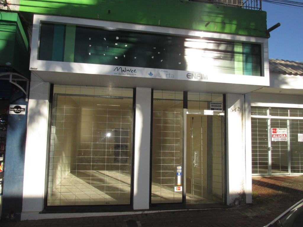 Sala Comercial para locacao no Centro em Apucarana com 0m² por R$ 3.800,00