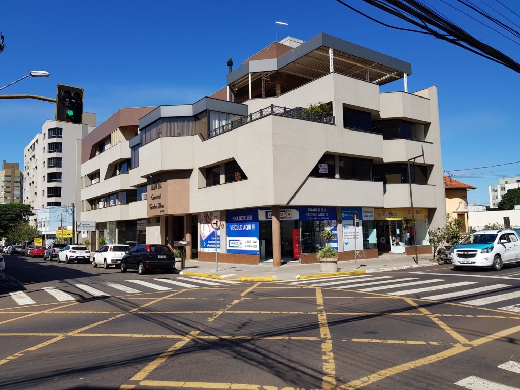 Sala Comercial para locacao no Centro em Apucarana com 0m² por R$ 1.100,00