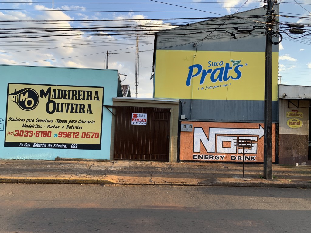 Sobrado para locacao no Nucleo Habitacional Castelo Branco em Apucarana com 0m² por R$ 830,00