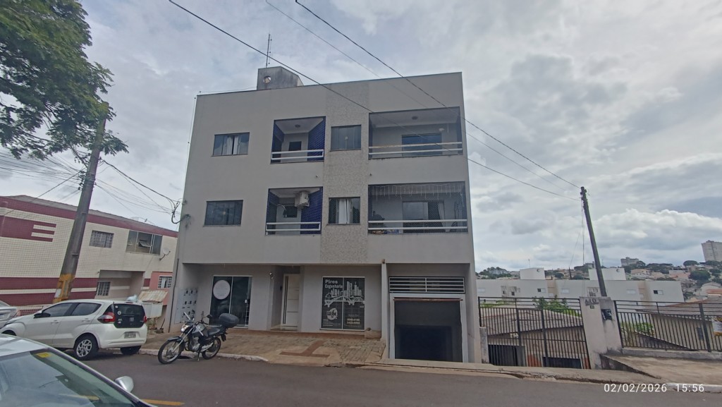 Apartamento para locacao no Centro em Apucarana com 0m² por R$ 1.350,00