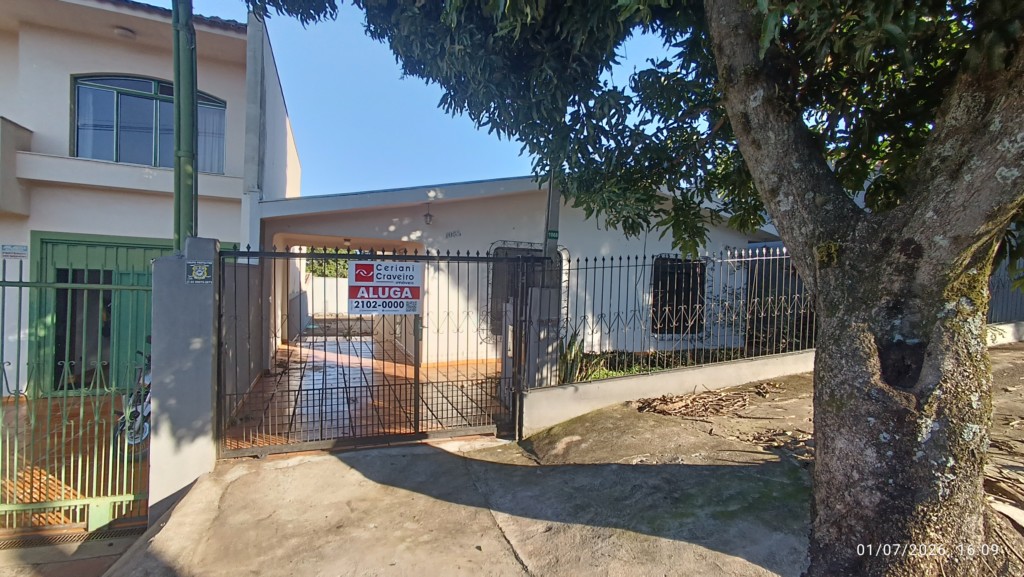 Residência para locacao no Loteamento Biguacu em Apucarana com 0,00m² por R$ 1.250,00