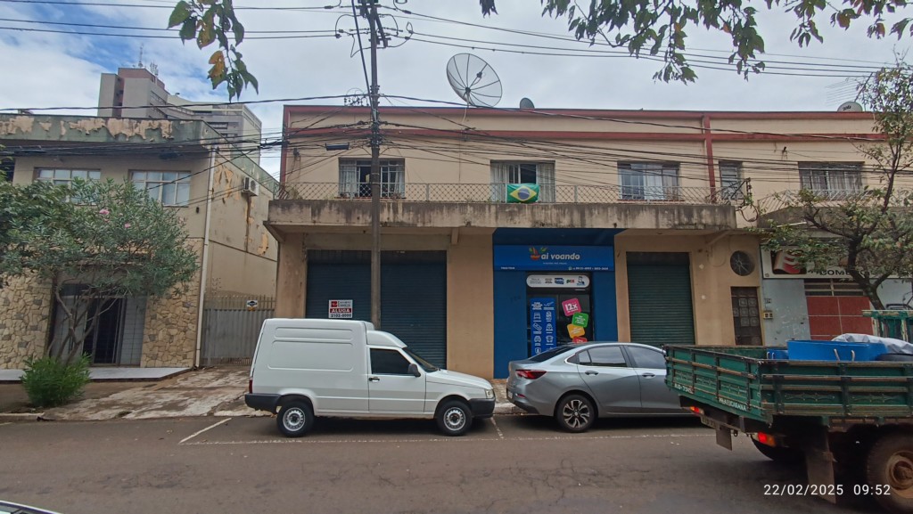 Sala Comercial para locacao no Centro em Apucarana com 0m² por R$ 1.500,00