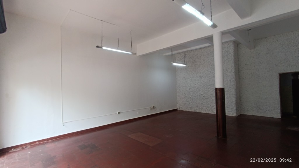 Sala Comercial para locacao no Centro em Apucarana com 0m² por R$ 1.500,00