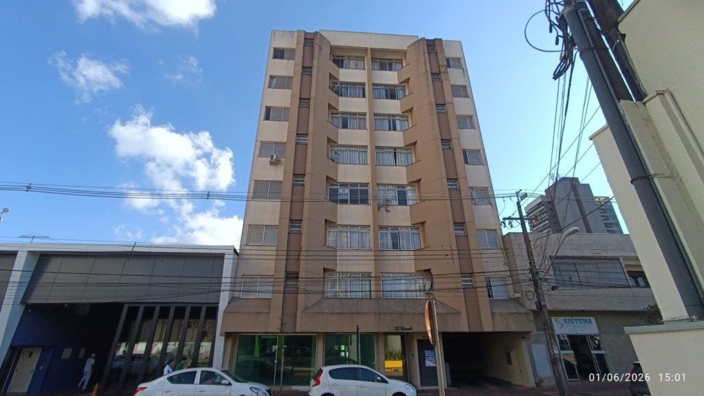 Apartamento para locacao no Centro em Apucarana com 114,00m² por R$ 1.600,00