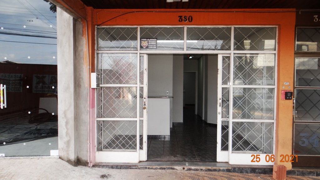 Sala Comercial para locacao no Vila Nossa Senhora da Conceicao em Apucarana com 0m² por R$ 1.200,00