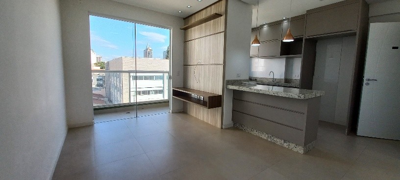 Apartamento para locacao no Centro em Apucarana com 0m² por R$ 1.850,00