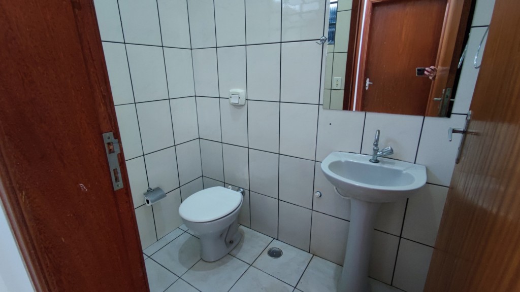 Sala Comercial para locacao no Centro em Apucarana com 82m² por R$ 4.200,00