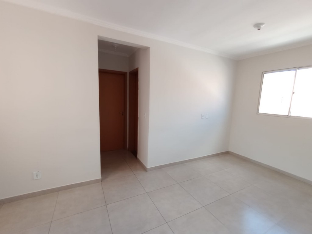 Apartamento para locacao no Jardim Celmira em Apucarana com 0m² por R$ 990,00