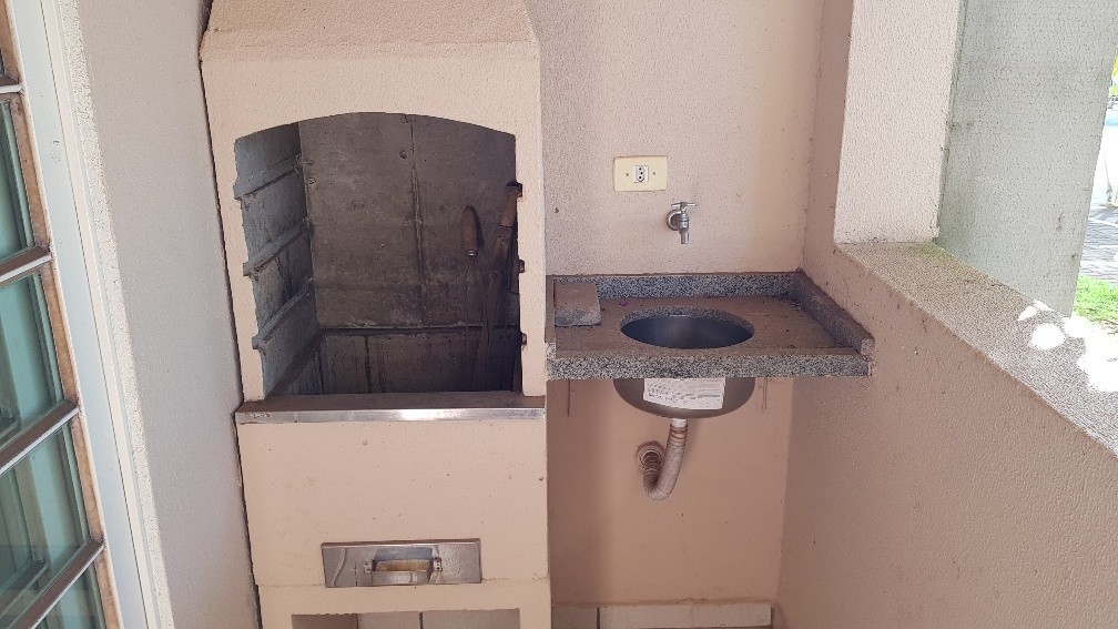 Sacada com Churrasqueira