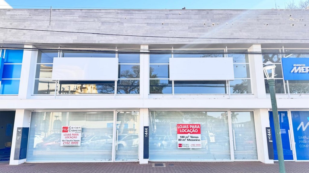 Sala Comercial para locacao no Centro em Apucarana com 0m² por R$ 10.000,00