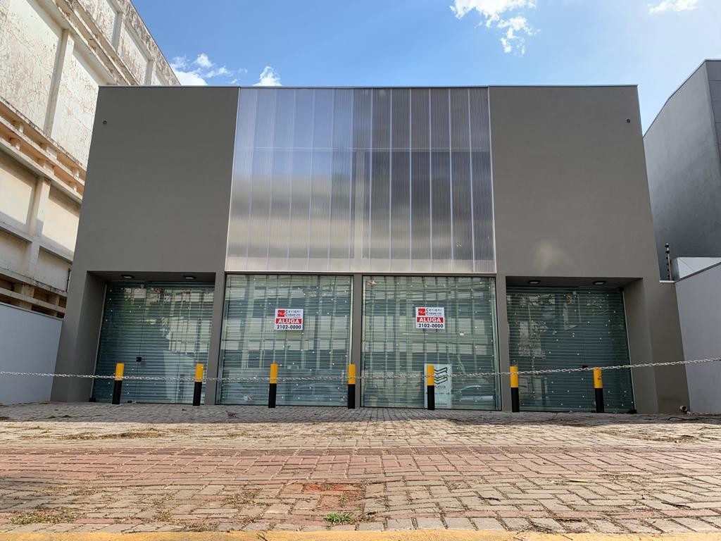 Salão para locacao no Centro em Apucarana com 0m² por R$ 1.600,00