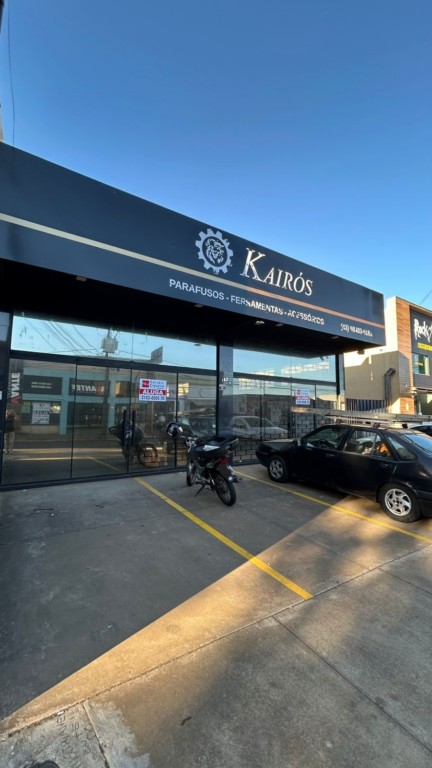 Salão para locacao no Vila Sao Jose em Apucarana com 0m² por R$ 3.500,00